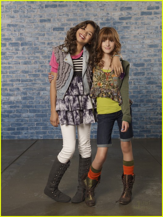 Bella Thorne in Shake It Up (Season 1)