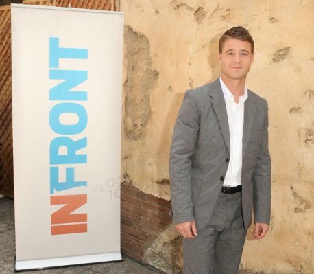 General photo of Benjamin McKenzie