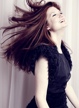 General photo of Bonnie Wright