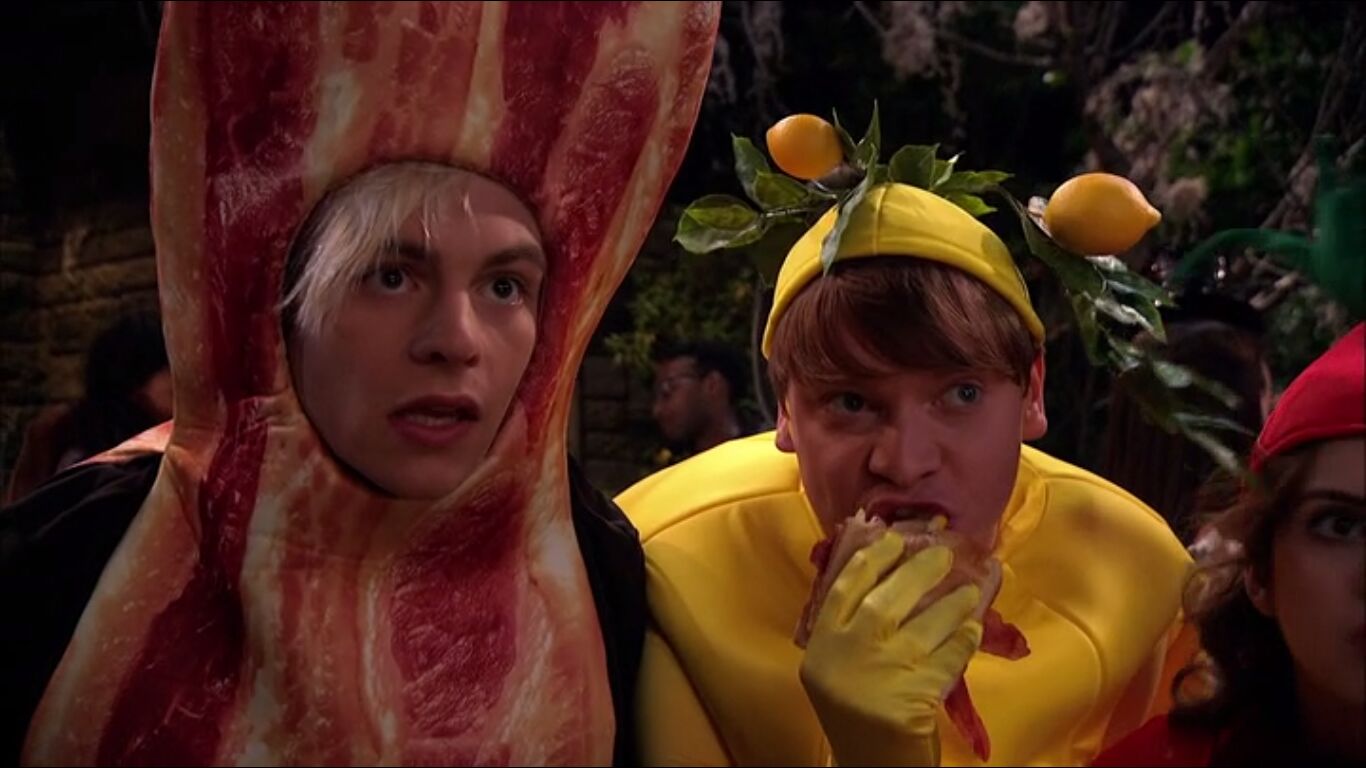 Calum Worthy in Austin & Ally (Season 4)