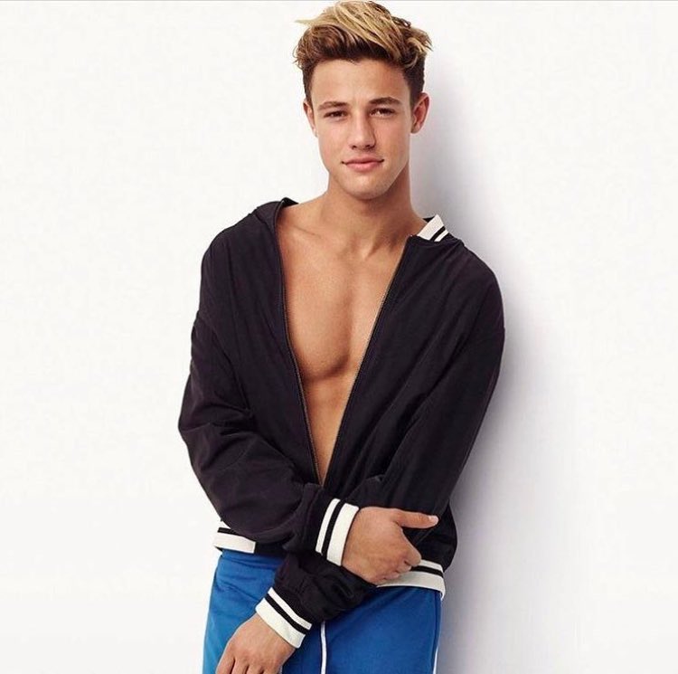 General photo of Cameron Dallas