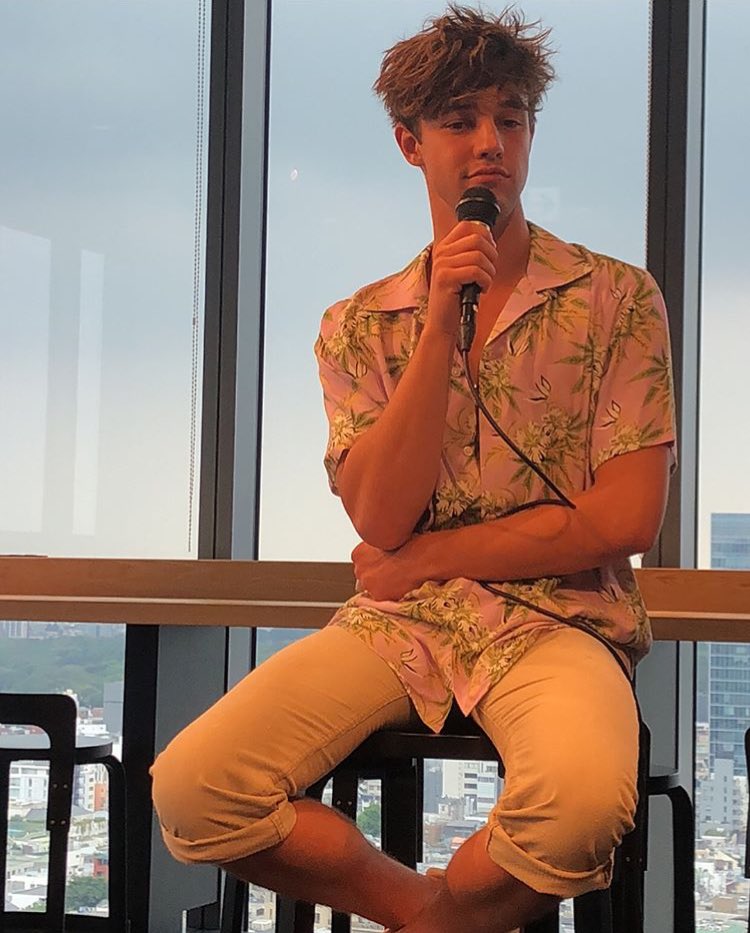 General photo of Cameron Dallas