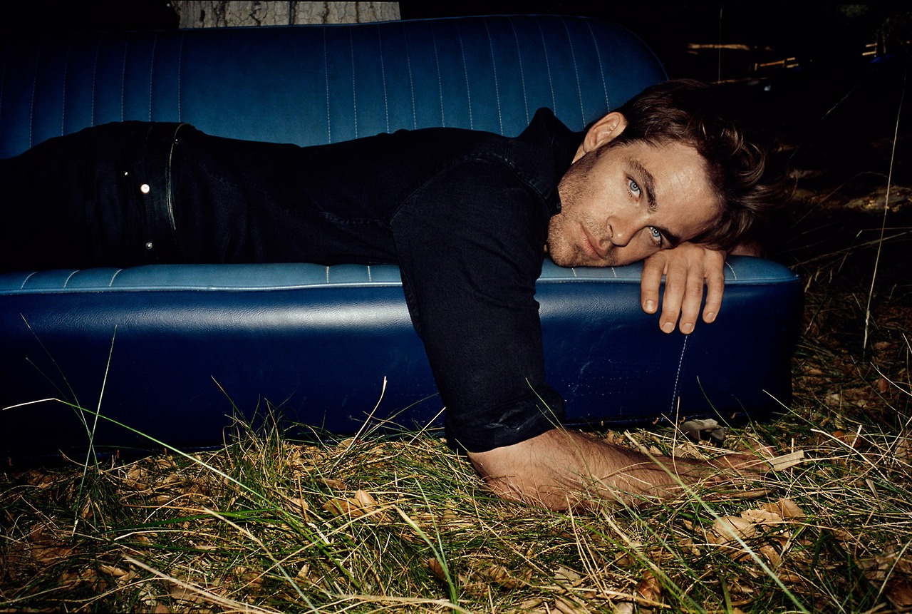 General photo of Chris Pine