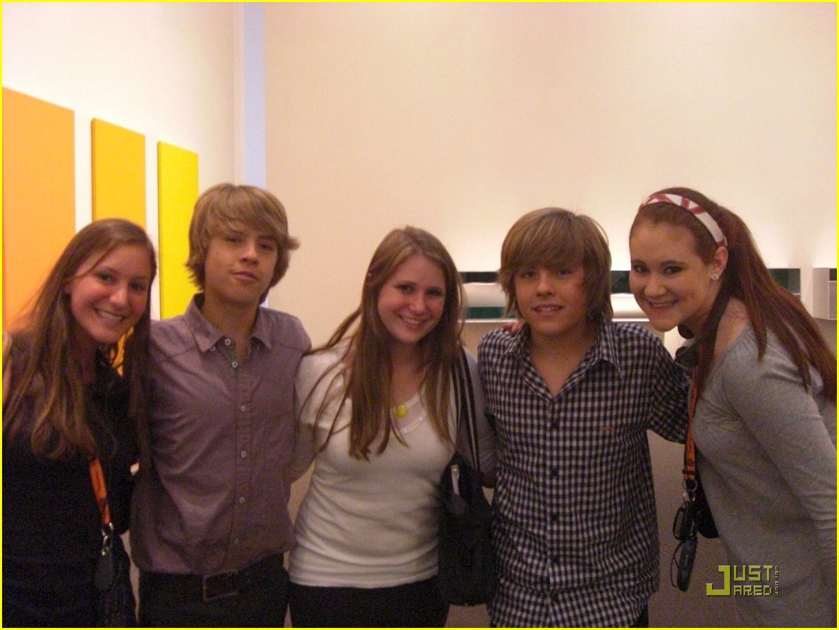 General photo of Cole & Dylan Sprouse