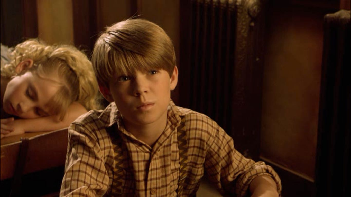 Colin Ford in Jack and the Beanstalk