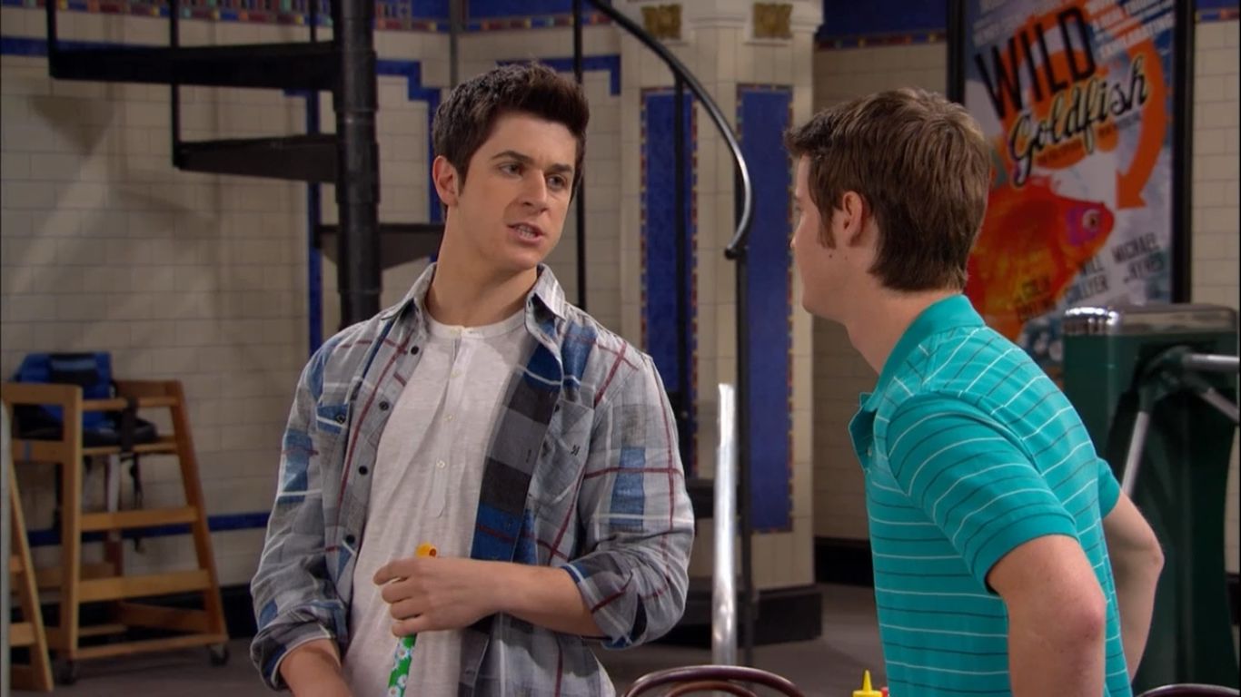 Picture Of Dan Benson In Wizards Of Waverly Place Episode Zeke Finds Out Ti4u U1307655190