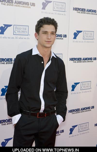 General photo of Daren Kagasoff