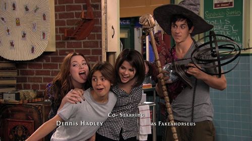 David Henrie in Wizards of Waverly Place