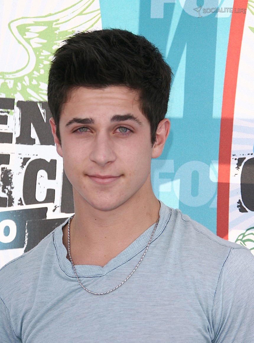 Picture of David Henrie in General Pictures - david-henrie-1330533991 ...