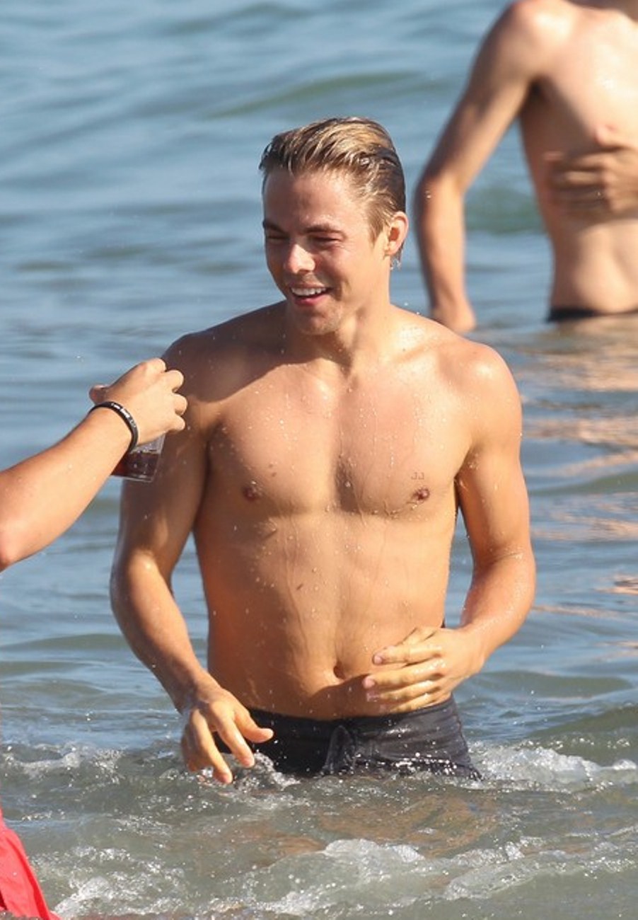 General photo of Derek Hough