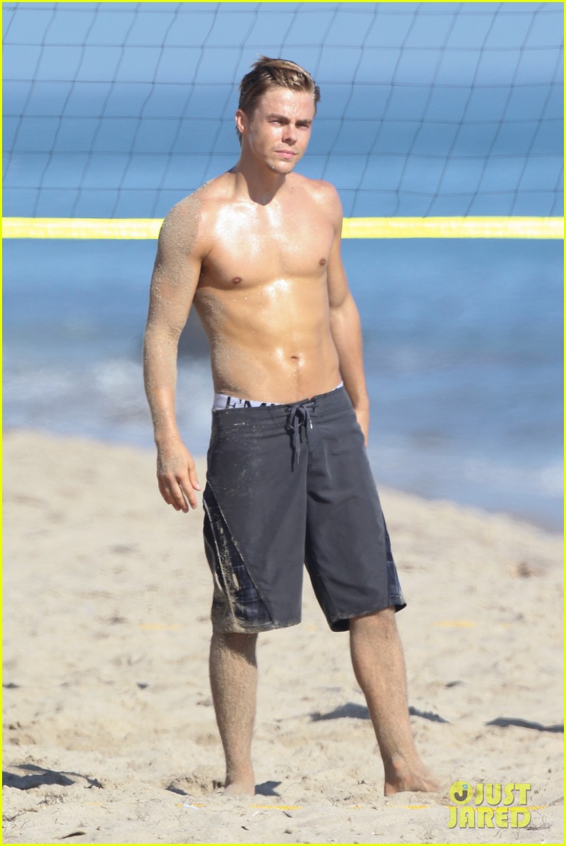 General photo of Derek Hough