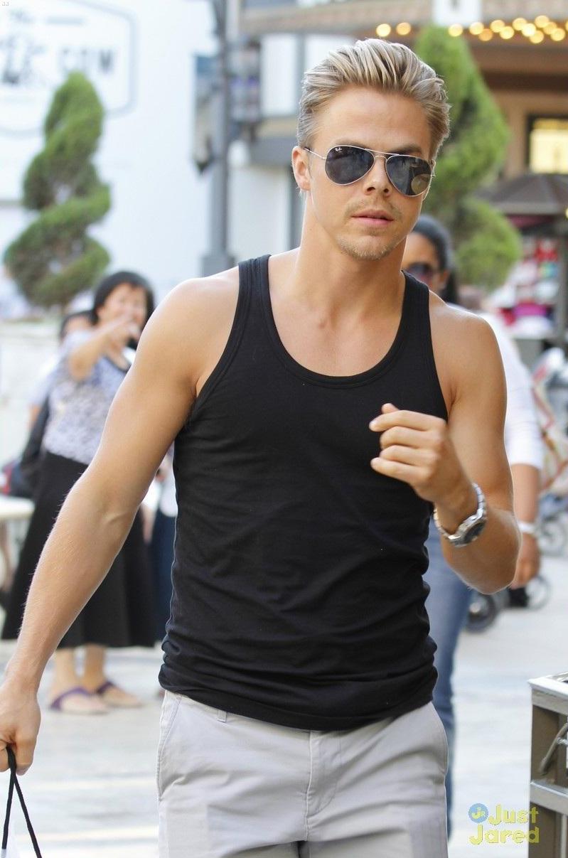 General photo of Derek Hough