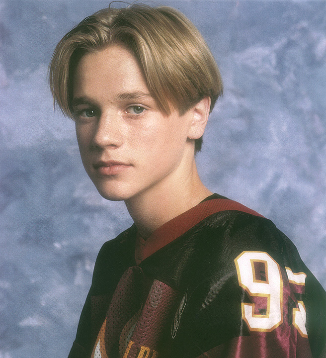 General picture of Devon Sawa - Photo 171 of 209. 