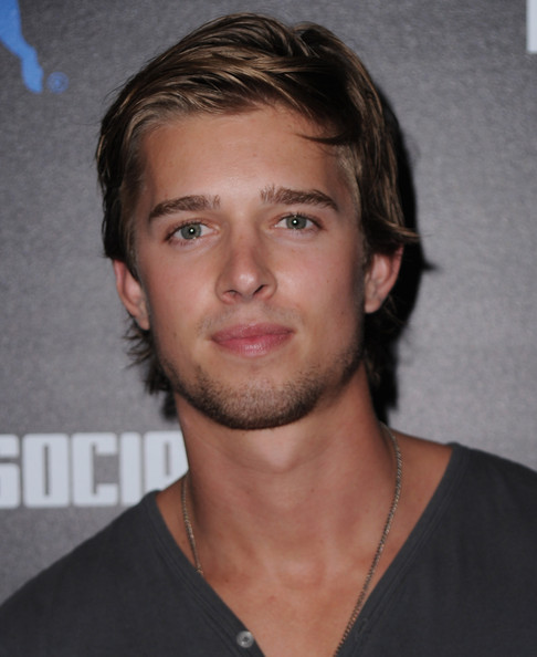 General photo of Drew Van Acker