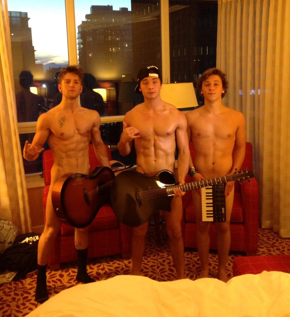 General photo of Emblem3