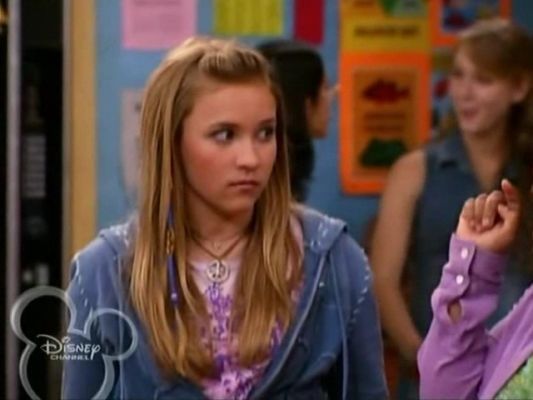 Emily Osment in Hannah Montana (Season 2)