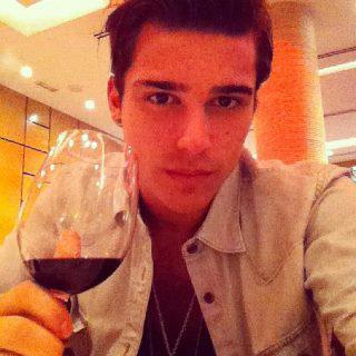 General photo of Eric Saade