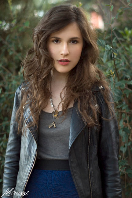 General photo of Erin Sanders