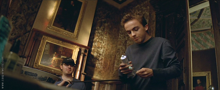 Frankie Muniz in Agent Cody Banks 2: Destination London