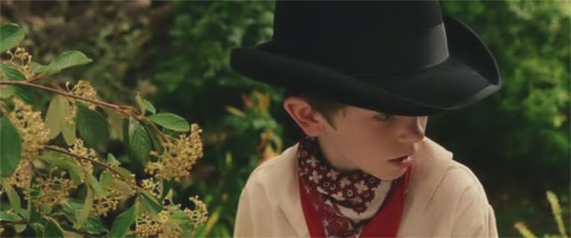 Freddie Highmore in Finding Neverland