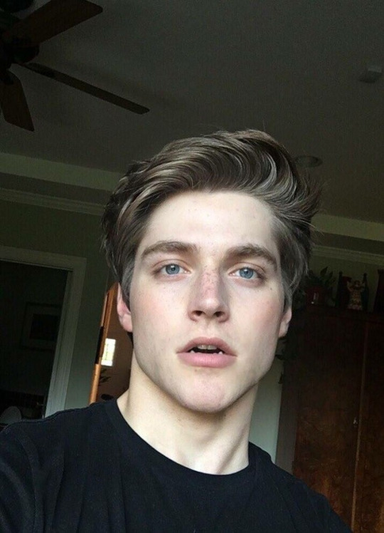 Picture of Froy in General Pictures - froy-1497500187.jpg | Teen Idols ...