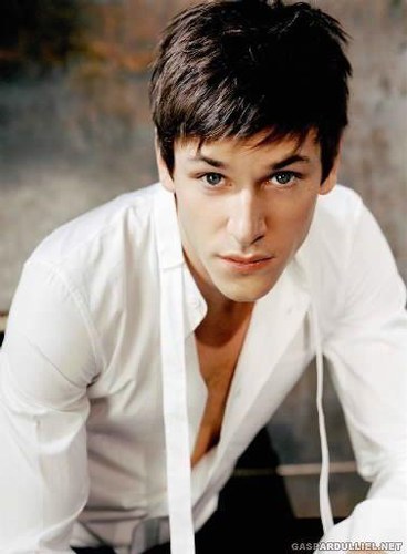 General photo of Gaspard Ulliel