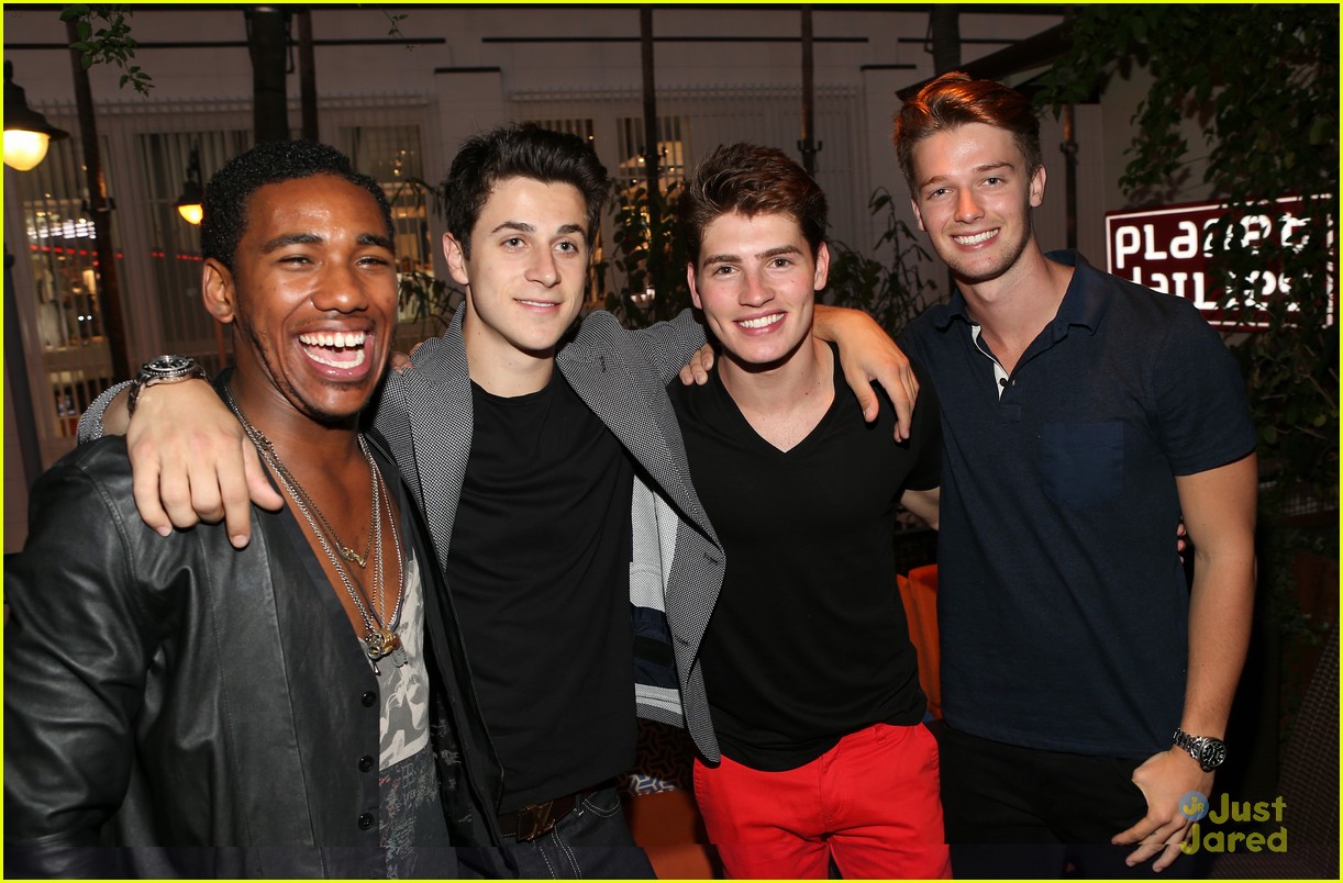 General photo of Gregg Sulkin