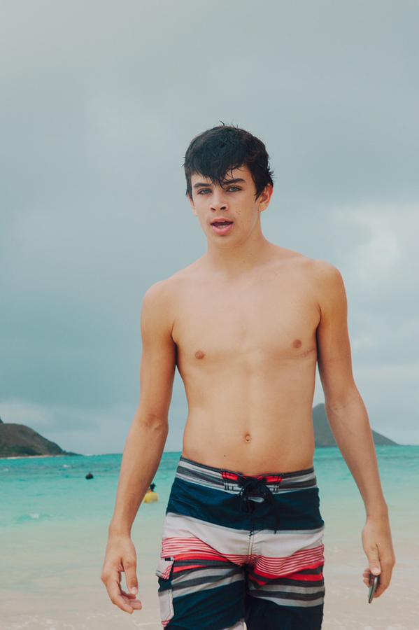 General photo of Hayes Grier