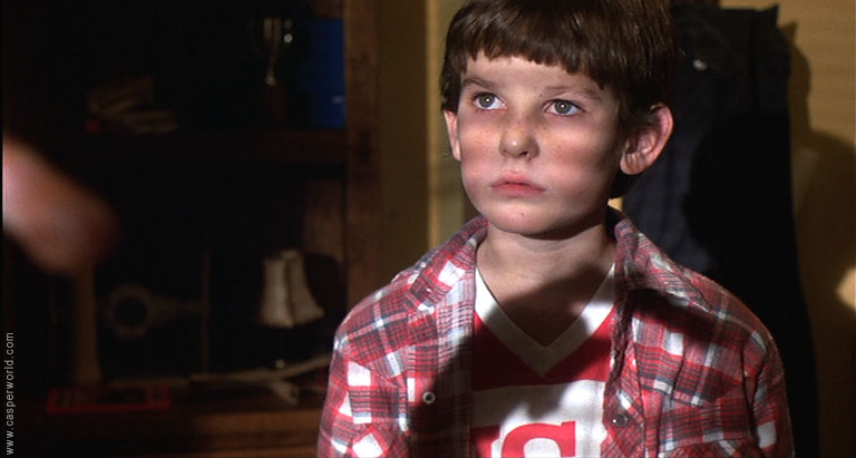 Picture of Henry Thomas in E.T. the Extra-Terrestrial - TI4U ...