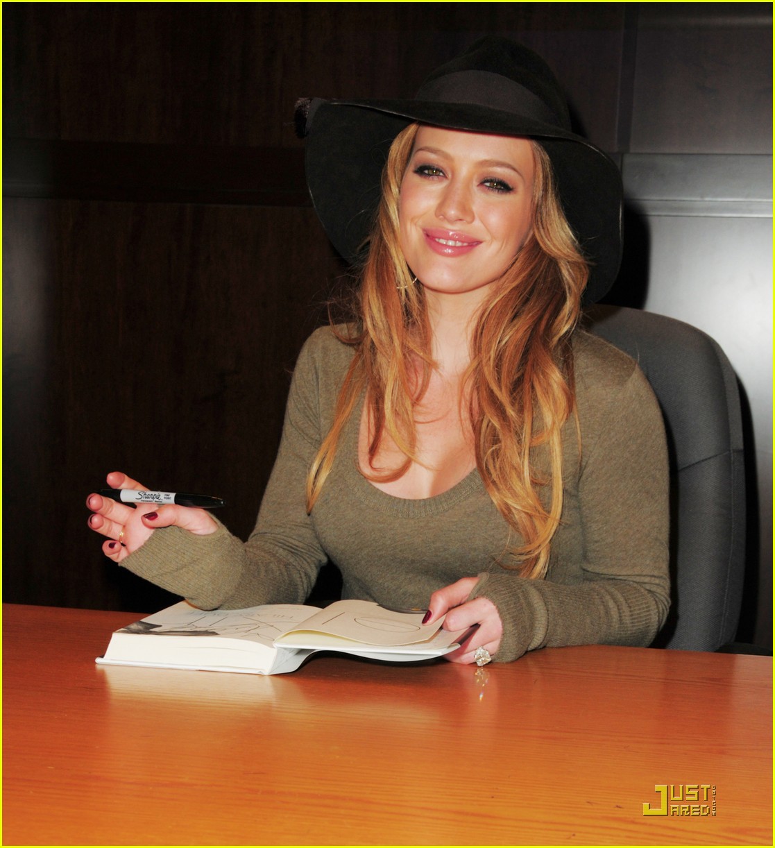 General photo of Hilary Duff