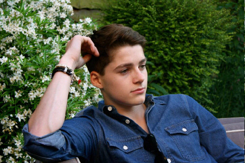 General photo of Jack and Finn Harries