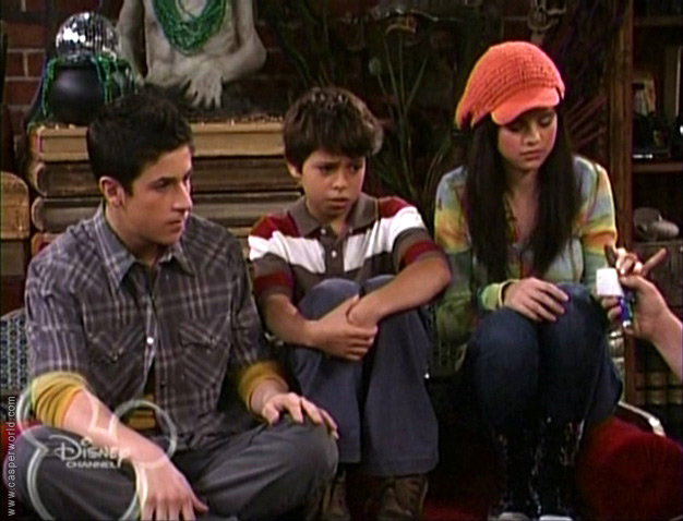 Jake T. Austin in Wizards of Waverly Place (Season 1)