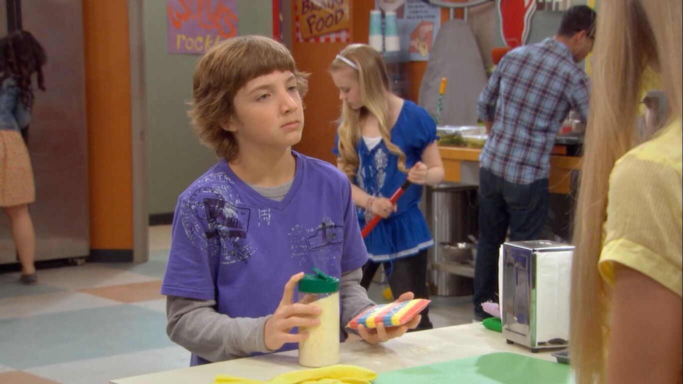 Jake Short in A.N.T. Farm, episode: ManagemANT