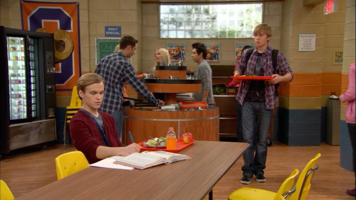 Jason Dolley in Good Luck Charlie (Season 2)