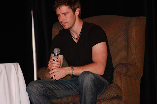 General photo of Jason Dohring