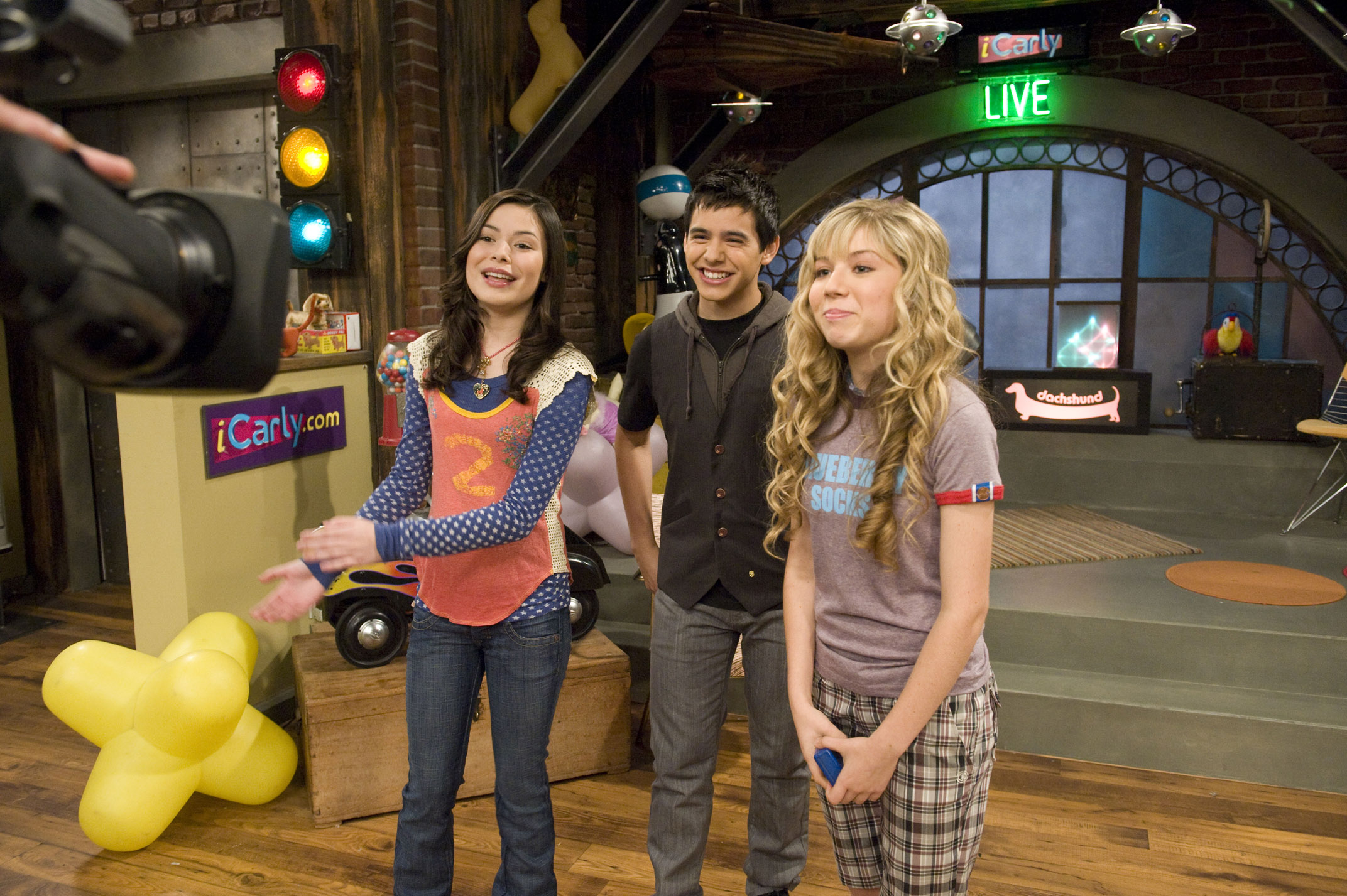 Jennette McCurdy in iCarly: (Season 2)