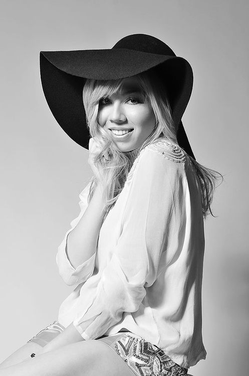 General photo of Jennette McCurdy