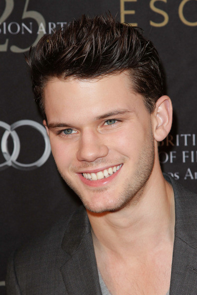 General photo of Jeremy Irvine