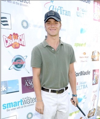 General photo of Jeremy Sumpter