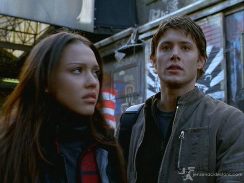 Jessica Alba in Dark Angel