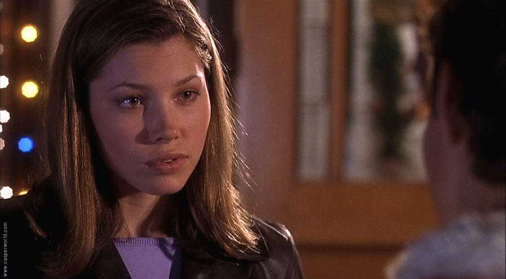 Jessica Biel in I'll Be Home for Christmas