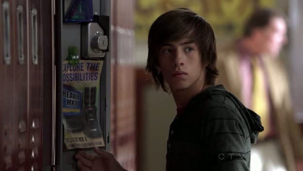 Jimmy Bennett in No Ordinary Family