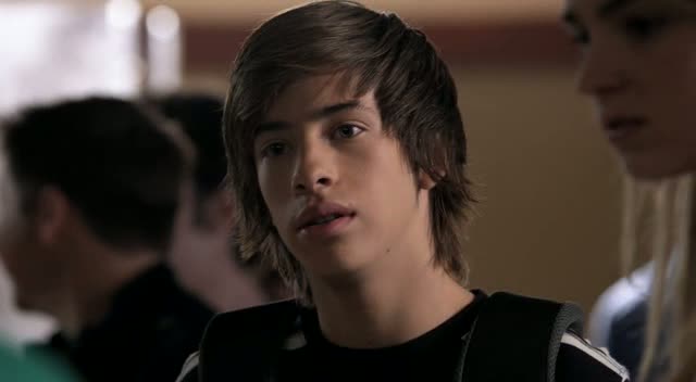 Jimmy Bennett in No Ordinary Family