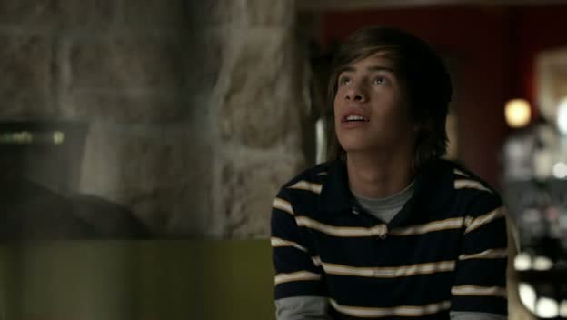 Jimmy Bennett in No Ordinary Family