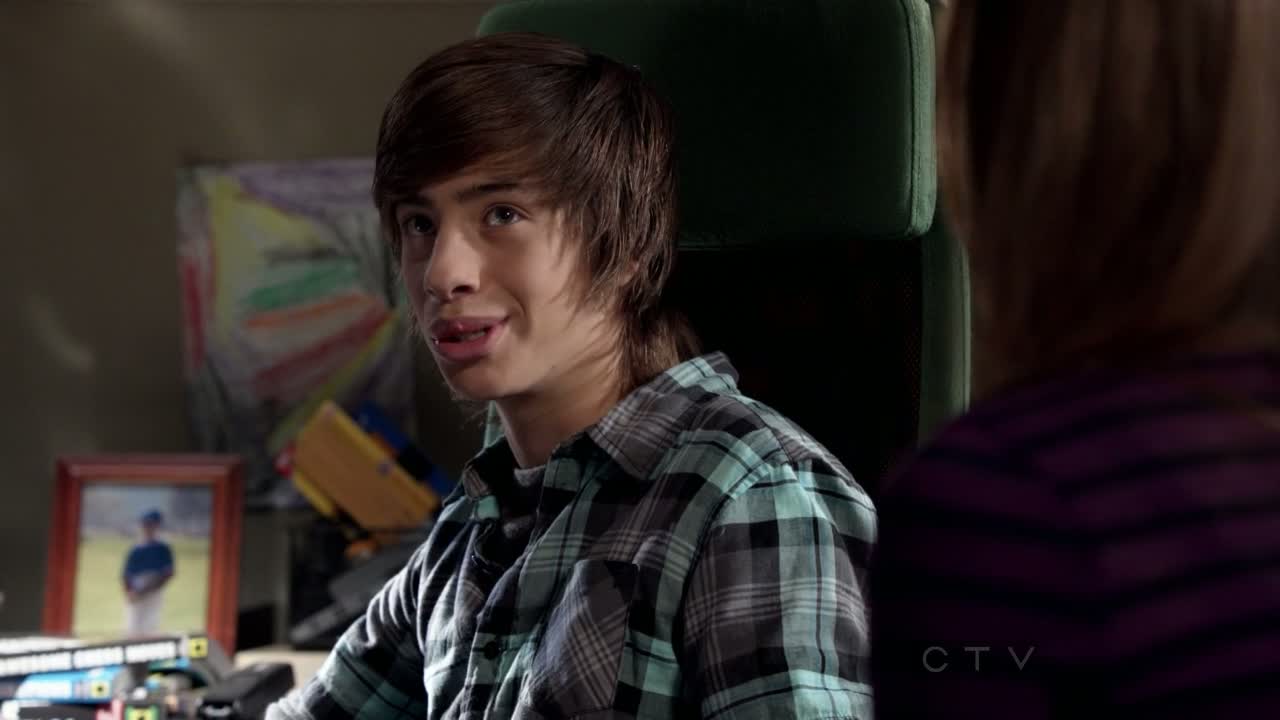 Picture of Jimmy Bennett in No Ordinary Family - jimmy_bennett ...