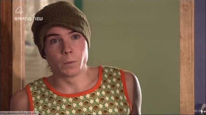 Joe Dempsie in Skins