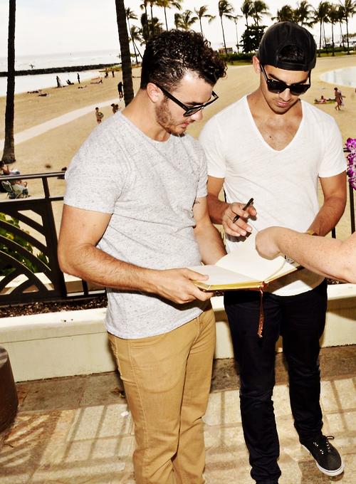 General photo of Joe Jonas