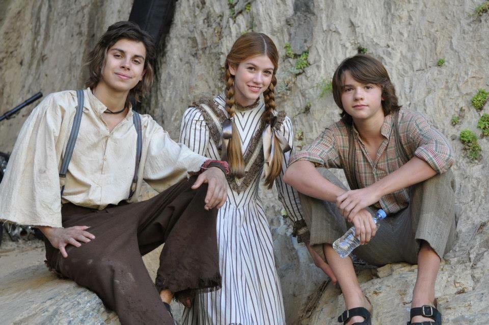 Joel Courtney in Tom Sawyer & Huckleberry Fin