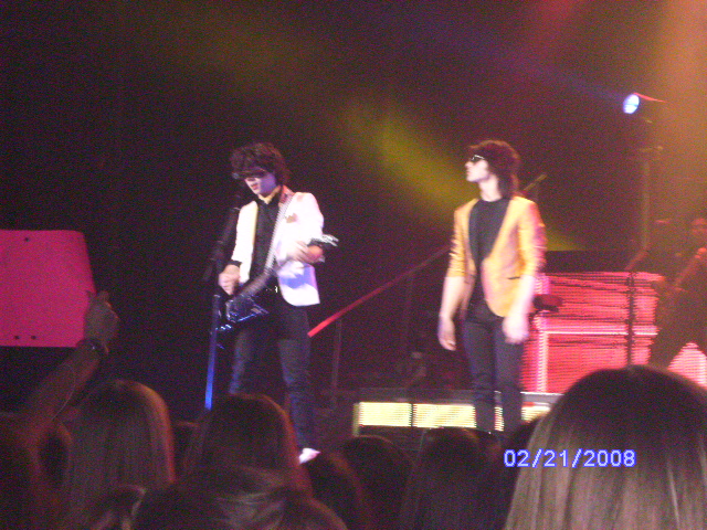 General photo of Jonas Brothers