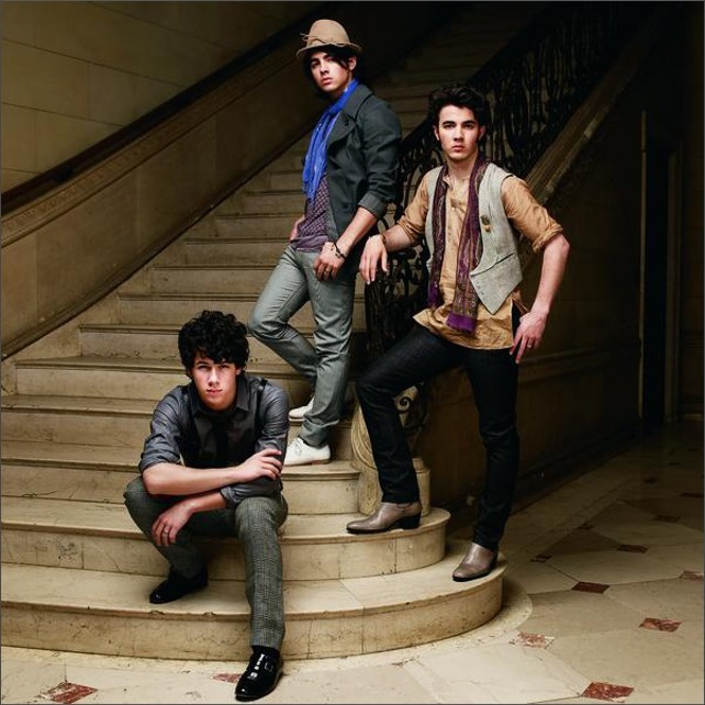 General photo of Jonas Brothers